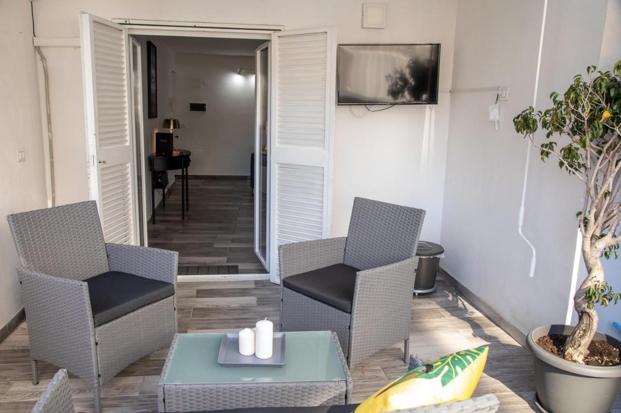 Donna Carmen Casa Vacanze نابولي المظهر الخارجي الصورة